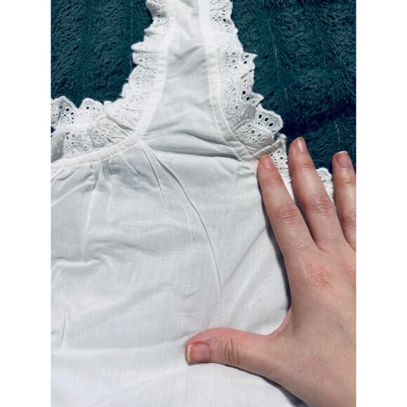 NWT Madewell Embroidered Ruffle Trim
Sleeveless Top White Lightweight - Picture 6 of 10